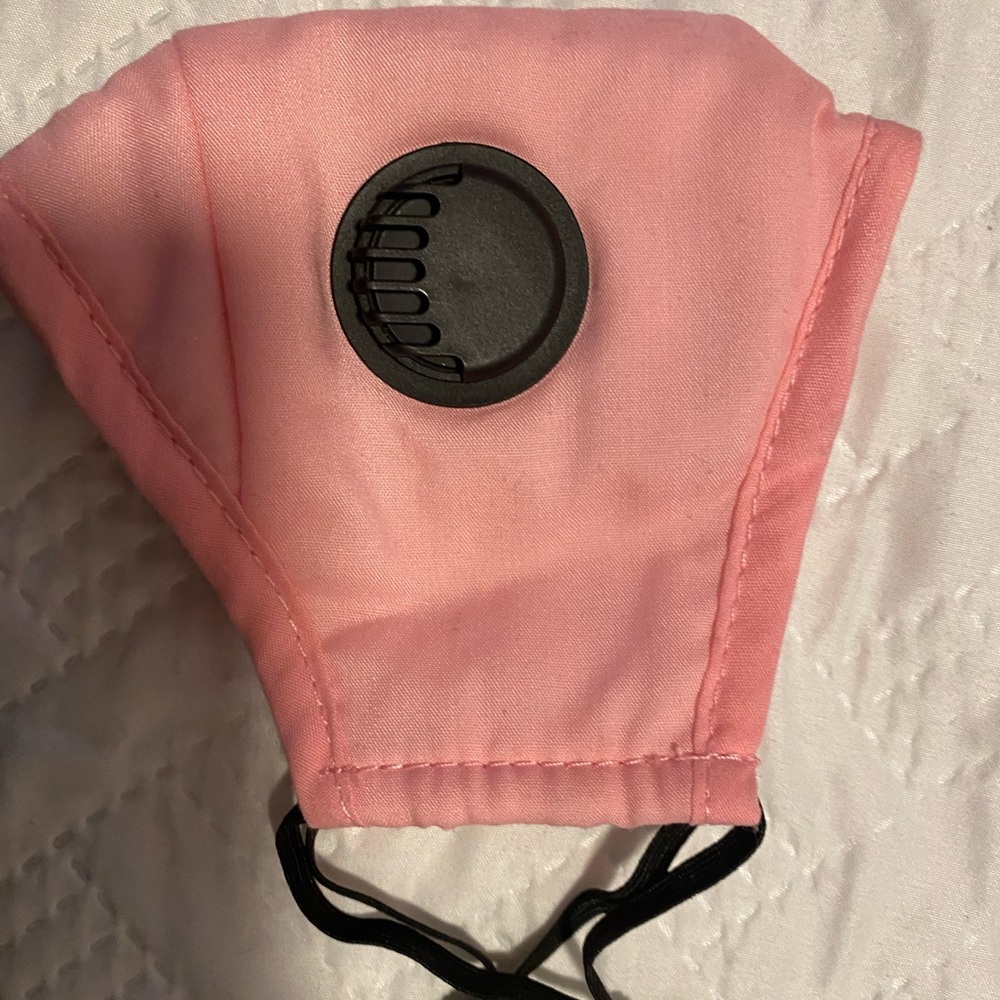 8 face masks & filters